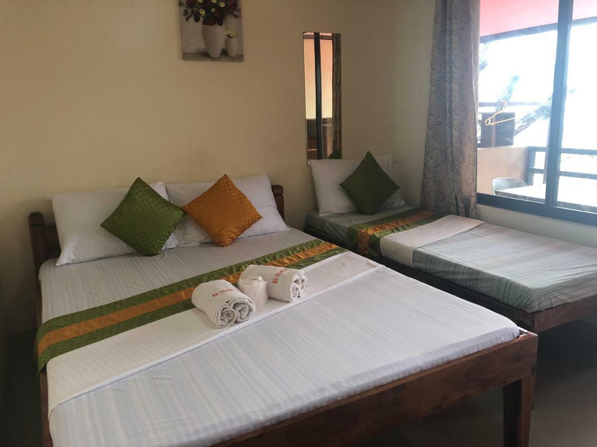Rl Coastline Inn El Nido Bagian luar foto