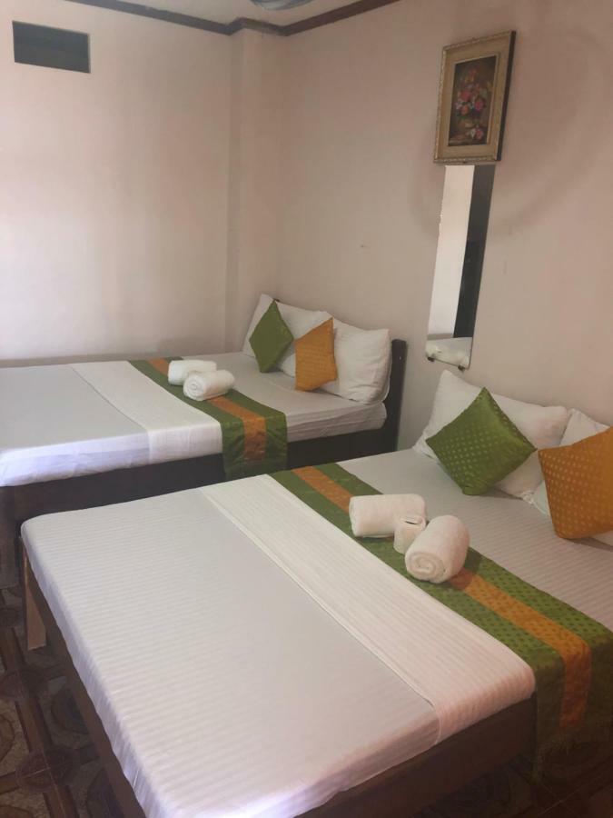 Rl Coastline Inn El Nido Bagian luar foto