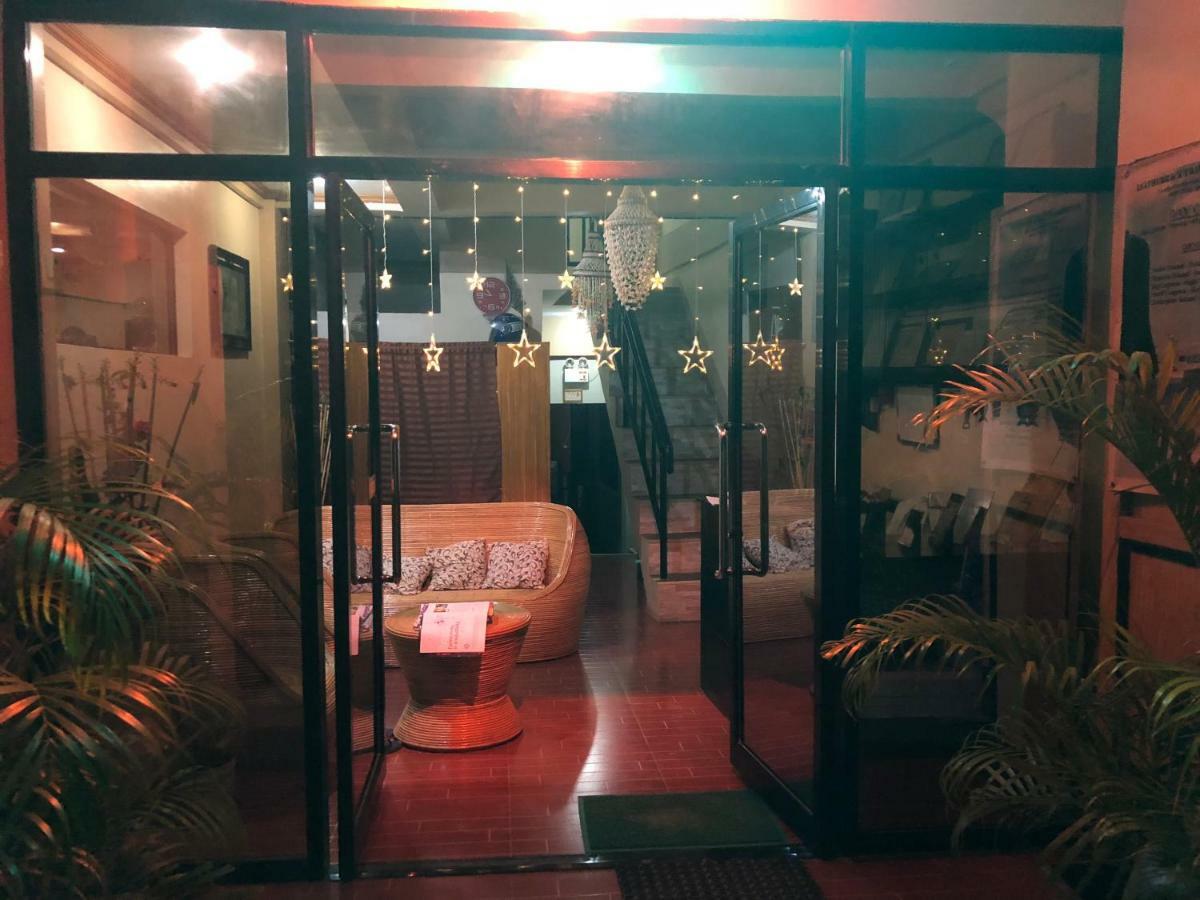 Rl Coastline Inn El Nido Bagian luar foto
